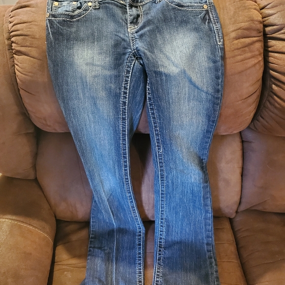 Jeans - Picture 2 of 2